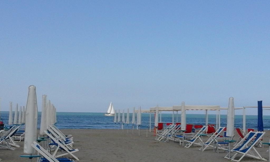 La Viareggina Hotel Viareggio Ngoại thất bức ảnh